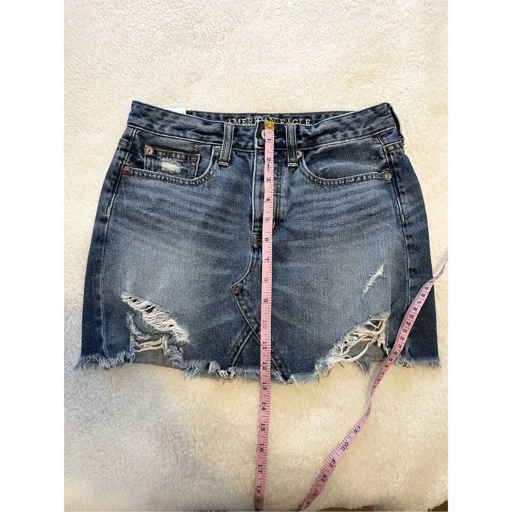American Eagle Womens Skirt 0 Medium Wash Denim Button Fly Distressed Frayed Hem